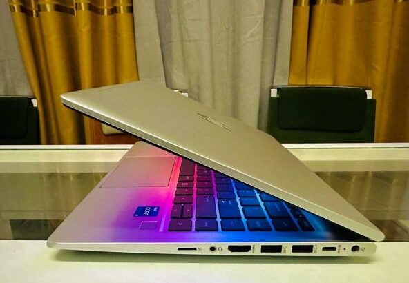 Hp Probook 440 G8 14” i7 11th 16GB RAM 1TB SSD