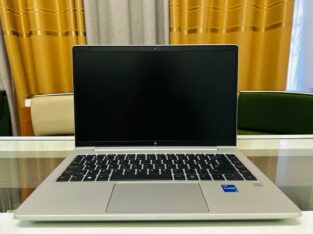 Hp Probook 440 G8 14” i7 11th 16GB RAM 1TB SSD