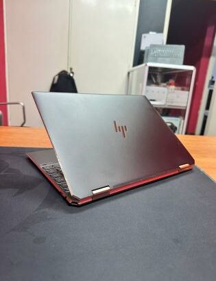 Hp Spectre 2in1 x360 14” i7 11th 16GB RAM 1TB SSD 4K Touch