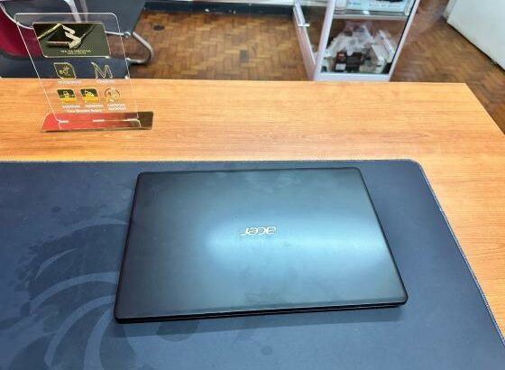 Laptop Acer Aspire 3 15.6” i3 7th 4GB RAM 1TB HDD