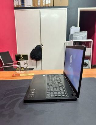 Laptop Acer Aspire 3 15.6” i3 7th 4GB RAM 1TB HDD