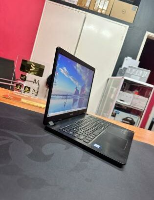 Laptop Acer Aspire 3 15.6” i3 7th 4GB RAM 1TB HDD