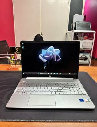 Laptop Hp 15 15.6” i5 11th 32GB RAM 256GB SSD+1TB HDD
