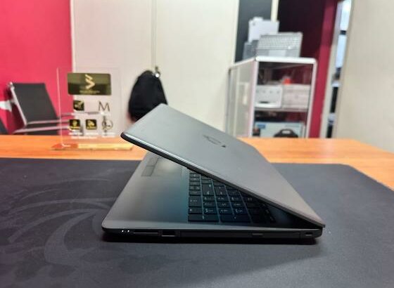 Laptop HP 255 G7 15.6” AMD 3020E Dual Core 4GB RAM 1TB HDD