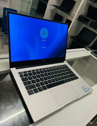 Laptop Huawei MateBook 14” i5 10th 8GB RAM 512GB SSD