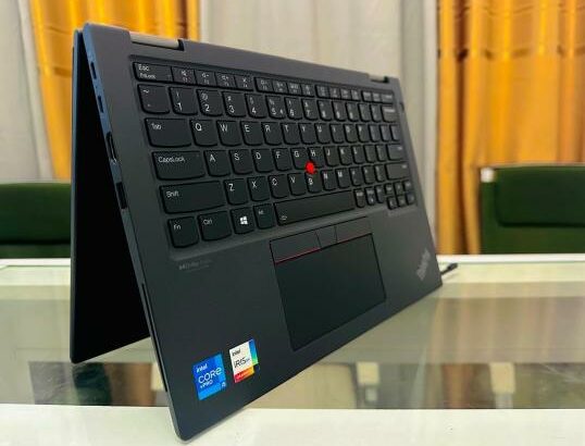 Laptop Lenovo Thinkpad X13 Yoga Gen2 13.3” Touchsreen i5 11th 16GB RAM 256GB SSD