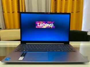 Lenovo Ideapad 15.6” i3 11th 8Gb RAM 256GB SSD