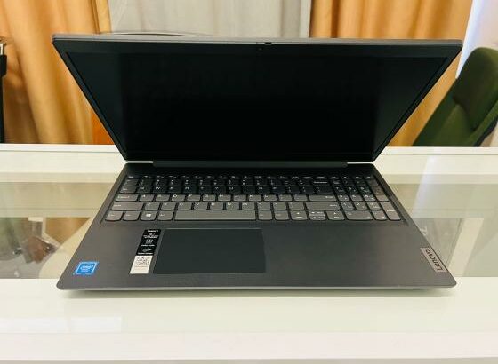 Lenovo Ideapad 3 Celeron N4000 500GB SHDD 4GB RAM