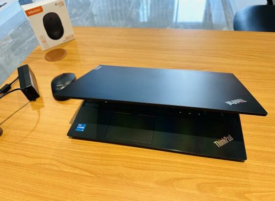 Lenovo  ThinkPad  E15 Limpinho  Intel Core i5-1135G7 2.40GHZ (8Cpus) 11ª Geração  Memory: 8GB RAM Disc:512 GB SSD  Teclado Numérico  Intel iris XE Gra