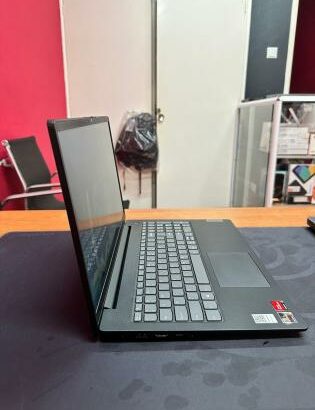 Lenovo V15 G2 AMD Ryzen 5 5500(i5 12th) 8GB RAM 512GB SSD AMD RADEON 2GB