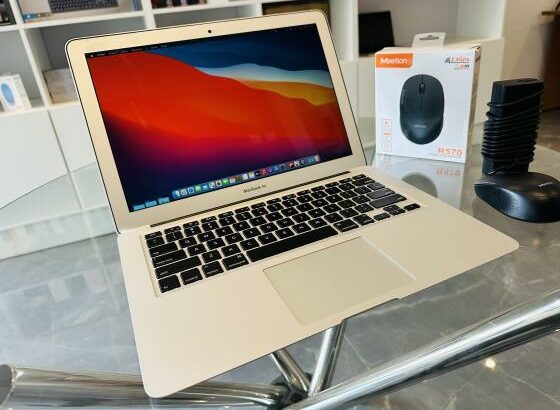 Mac Book Air 2013  Core I5 2.30 GHZ  4 GB Ram 128 GB SSD  14 Polegadas Teclado luminoso  Carregador Incluso  Preço :23.500.00MT