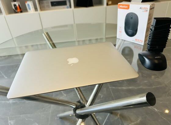 Mac Book Air 2013  Core I5 2.30 GHZ  4 GB Ram 128 GB SSD  14 Polegadas Teclado luminoso  Carregador Incluso  Preço :23.500.00MT