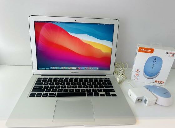 Mac Book Air 2013 Limpinho em Promoção  Core I5 2.30 GHZ  4 GB Ram 128 GB SSD  14 Polegadas Teclado luminoso  Carregador Incluso  Preço :23.500.00MT E