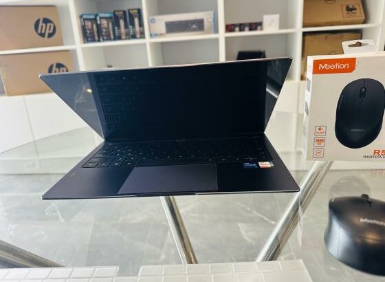 Sinta o poder em Suas Mãos  LAP TOP Huawei Matebook X Pro 2022 TOUCHSCREEN Lap Top Super Limpo  Intel Core i7-1165G7 2.80GHZ (8Cpus) 11ª Geração ( Rev