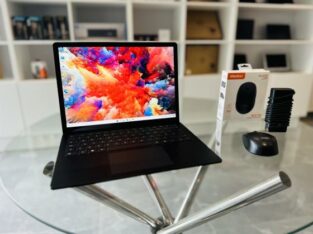 Sinta o Poder em Suas Mãos  LAP TOP SURFACE 4 TOUCHSCREEN  Aproveite Lap Top Super Limpo  Intel Core i5-1145G7 2.60GHZ (8Cpus) 11ª Geração  Memory: 16