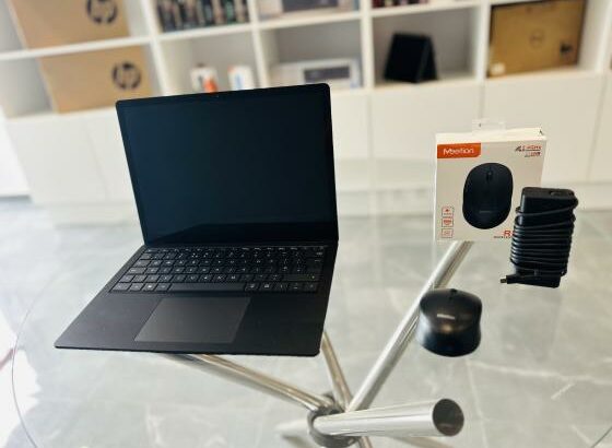 Sinta o Poder em Suas Mãos  LAP TOP SURFACE 4 TOUCHSCREEN  Aproveite Lap Top Super Limpo  Intel Core i5-1145G7 2.60GHZ (8Cpus) 11ª Geração  Memory: 16