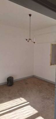 Vende se apartamento espaçoso tipo 3 num resd chao no bairro central próximo da migração