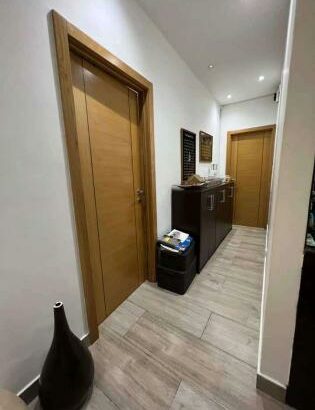 Vende se apartamento novo espaçoso tipo 3 com suite mais 2wc no bairro polana cimento próximo do polana shopping