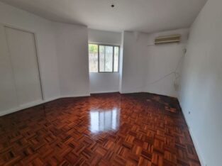 Arrenda-se Apartamento T3 no RC na polana próximo a Josina