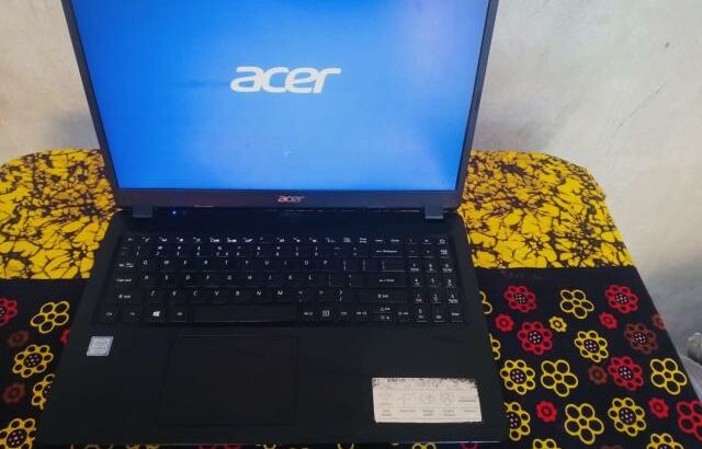 Laptop fino Acer Aspire 3 7a geração