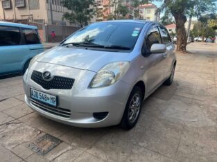 TOYOTA VITZ – RECEM IMPORTADO