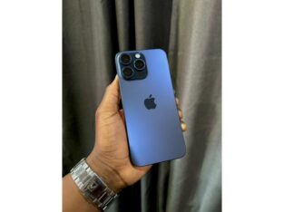 iphone 15 Pro Max 256GB Blue | Saúde de Vida da Bateria : 100%