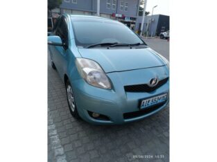 TOYOTA VITZ – comprado no Park