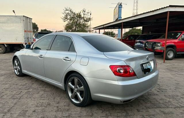 Toyota Mark X – Recem Importado