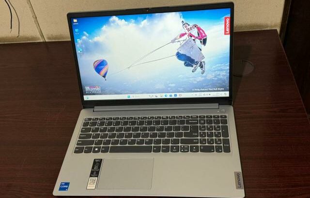 Laptop Lenovo ideapad, i5-12th Gen