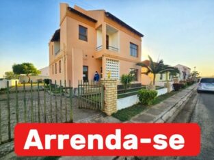 Arrenda-se Casa Tipo 3 no Condomínio janelar do Rio