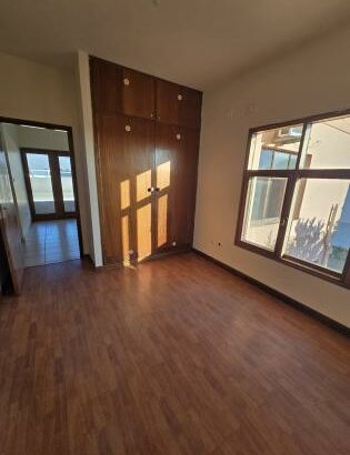 Arrenda-se Casa Tipo 3 no Condomínio janelar do Rio