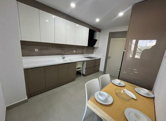 vende-se apartamento tp2 na polana