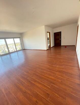 vende-se apartamento tp3 no condomínio open Costa de sol 🌞 dona Alice