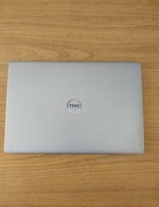 Dell Latitude 5320  Gen 2 Intel Core i5-1135G7 2.4GHz up to 4.2GHz 8GB 3200Mhz, 256 GB SSD, Display 14 inch IPS, Intel Iris Xe Graphics, webcam, finge