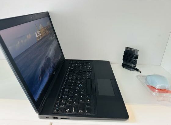 -Dell Latitude 5590 Ultrabook Machine Limpinho em promoção  -Intel Core i5-8350U 1.70 GHZ 8TH Gen (8 CPCs) -8GB DDR4 SDRAM  -256  GB SSD Ultra fast N