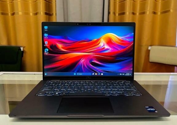 Dell Latitude 7430 Intel vPro Enterprise 14” i7 12th 16GB RAM 1TB SSD