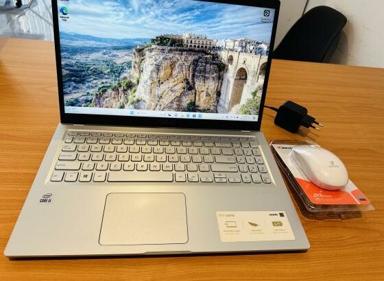 Exclusivo Lap Top  Da 10th Gen Limpinho Asus VivoBook X515JA  Entregas Gratuitas , Bonus Mouse Wi-Fi   Ficha Tecnica: Intel Core i5-1035G1 1.00 GHZ  u