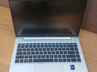 HP EliteBook 640 G10 tel Core i5 13th Gen i5-1335U Up to 4.6Ghz, 8GB 3200Mhz, 512 GB M.2 NVMe SSD, Display 14″, IPS FHD, 1920 x 1080, Intel Iris Xe Gr
