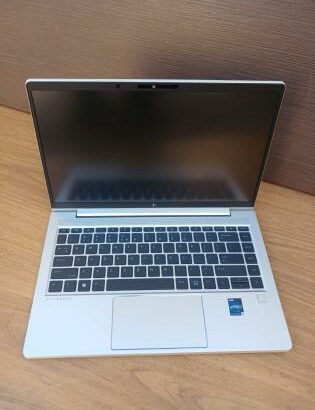 HP EliteBook 640 G10 tel Core i5 13th Gen i5-1335U Up to 4.6Ghz, 8GB 3200Mhz, 512 GB M.2 NVMe SSD, Display 14″, IPS FHD, 1920 x 1080, Intel Iris Xe Gr