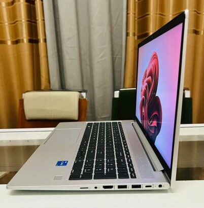 HP ProBook 650 G8 NoteBook PC Intel Core i5-1135G7 8GB RAM 256GB SSD