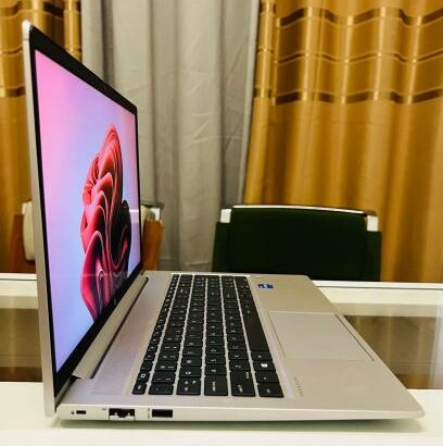 HP ProBook 650 G8 NoteBook PC Intel Core i5-1135G7 8GB RAM 256GB SSD