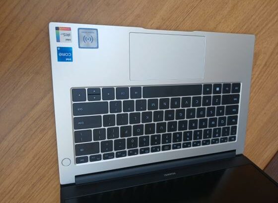 Huawei MateBook D14 Intel Core i5 1155G7U  2.50GHz Up to 4.40GHz 8GB 3200MHz,  512GB SSD NVMe  M.2, Display 14″ IPS FHD (1920 x 1080), Iris  Xe Graphi