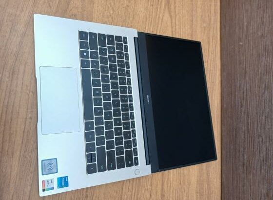 Huawei MateBook D14 Intel Core i5 1155G7U  2.50GHz Up to 4.40GHz 8GB 3200MHz,  512GB SSD NVMe  M.2, Display 14″ IPS FHD (1920 x 1080), Iris  Xe Graphi