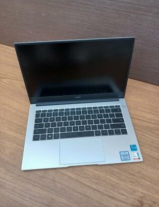 Huawei MateBook D14 Intel Core i5 1155G7U  2.50GHz Up to 4.40GHz 8GB 3200MHz,  512GB SSD NVMe  M.2, Display 14″ IPS FHD (1920 x 1080), Iris  Xe Graphi