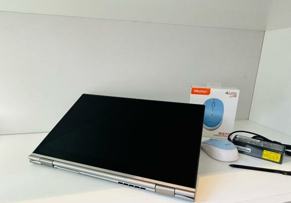 -Lap Top Moderno e Exclusivo Lenovo ThinkPad X1 Yoga Convertible 360 graus Touchscreen Leva Caneta -Intel Core i7-8650U