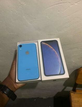 iPhone Xr Open Box