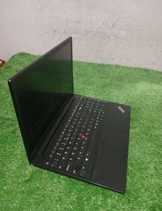 Lenovo Thinkpad E15 Intel Core i5 10210U