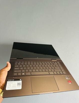 Super Exclusivo :::::: LAPTOP  Gráfico ::::: HP Envy X360 2-in-1 Laptop 15-ey0xxx Touchscreen , AMD RYZEN 5 5623U Radeon Graphics  12 CPUS,2.30 GHZ, 8