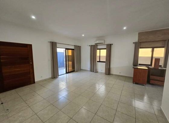 Vende-se Moradia Tipo 3 na Matola Liberdade