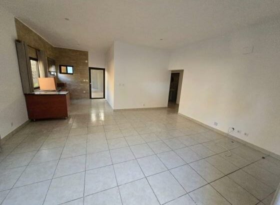 Vende-se Moradia Tipo 3 na Matola Liberdade